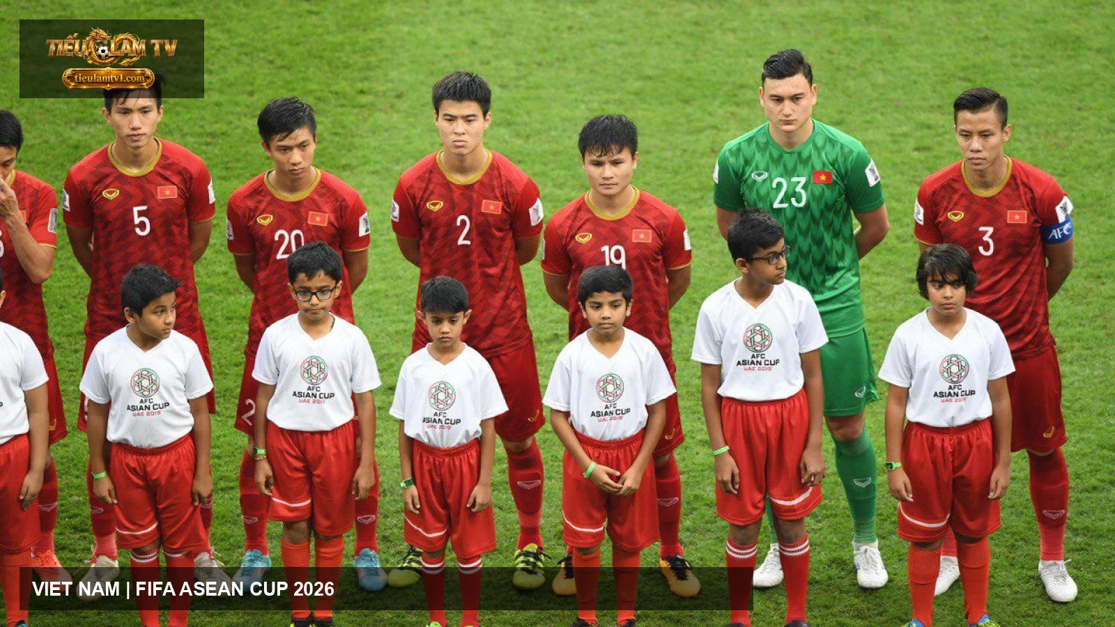 Cầu thủ đội tuyển Việt Nam trong trận Asian Cup 2019 gặp Nhật Bản